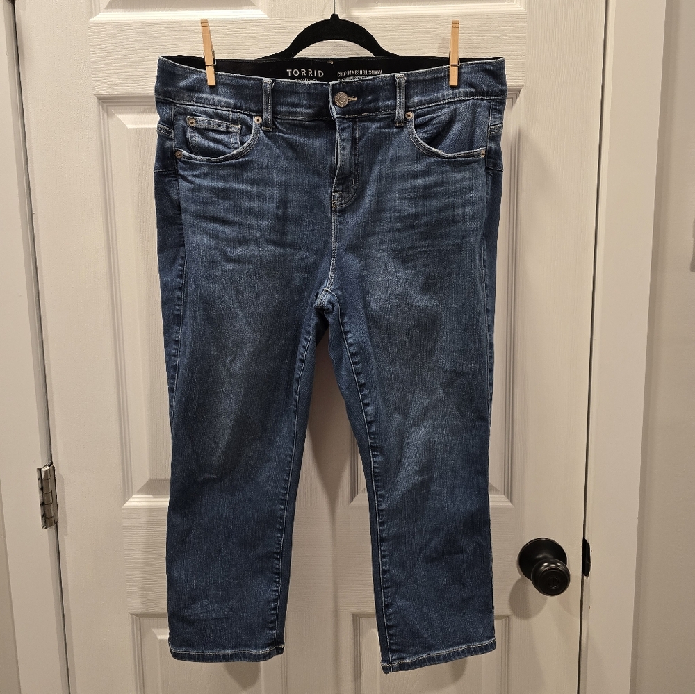 Torrid Women's Crop Bombshell Jeans